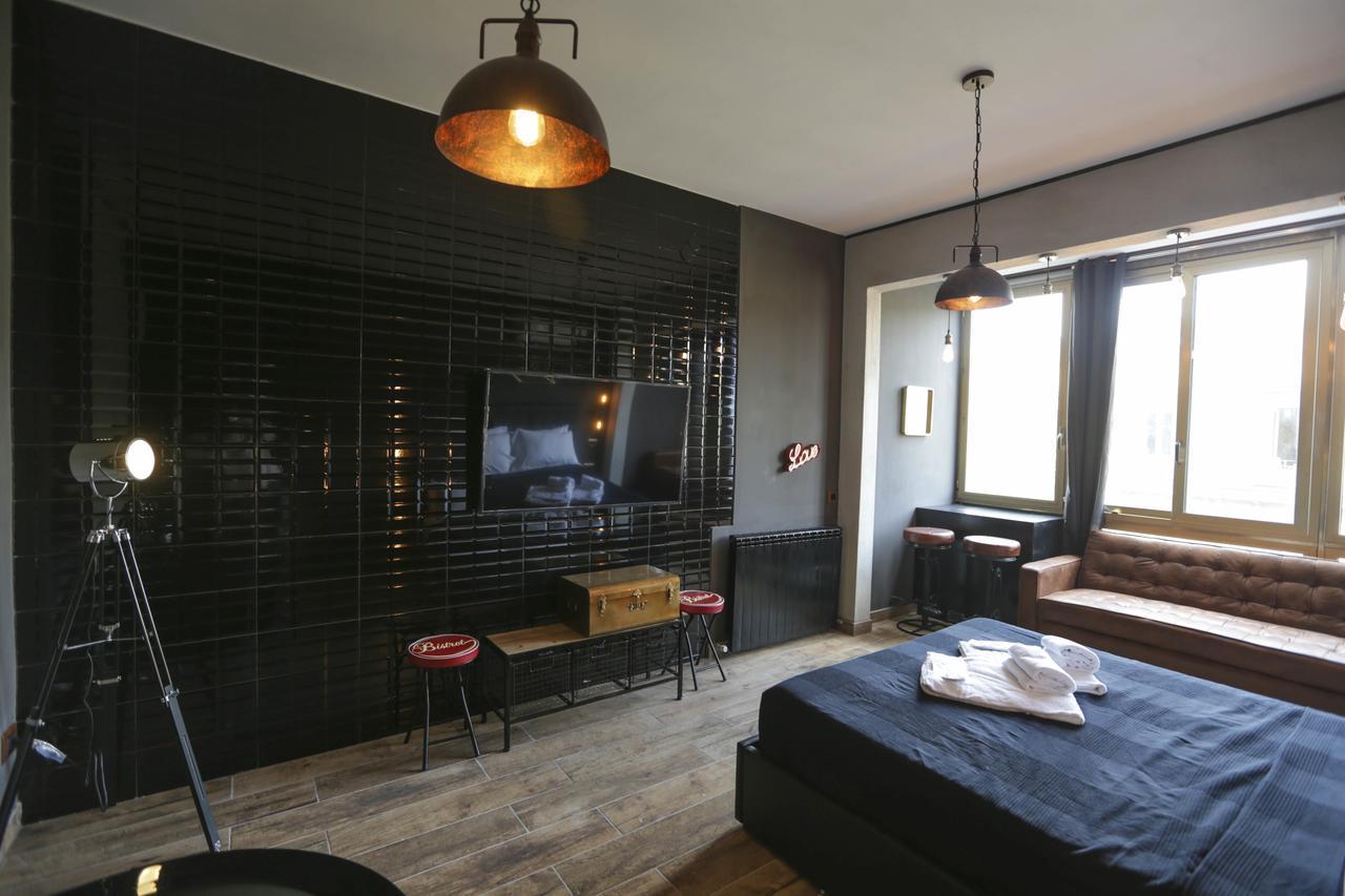 La Perla Nera Suites&happiness * Napoli